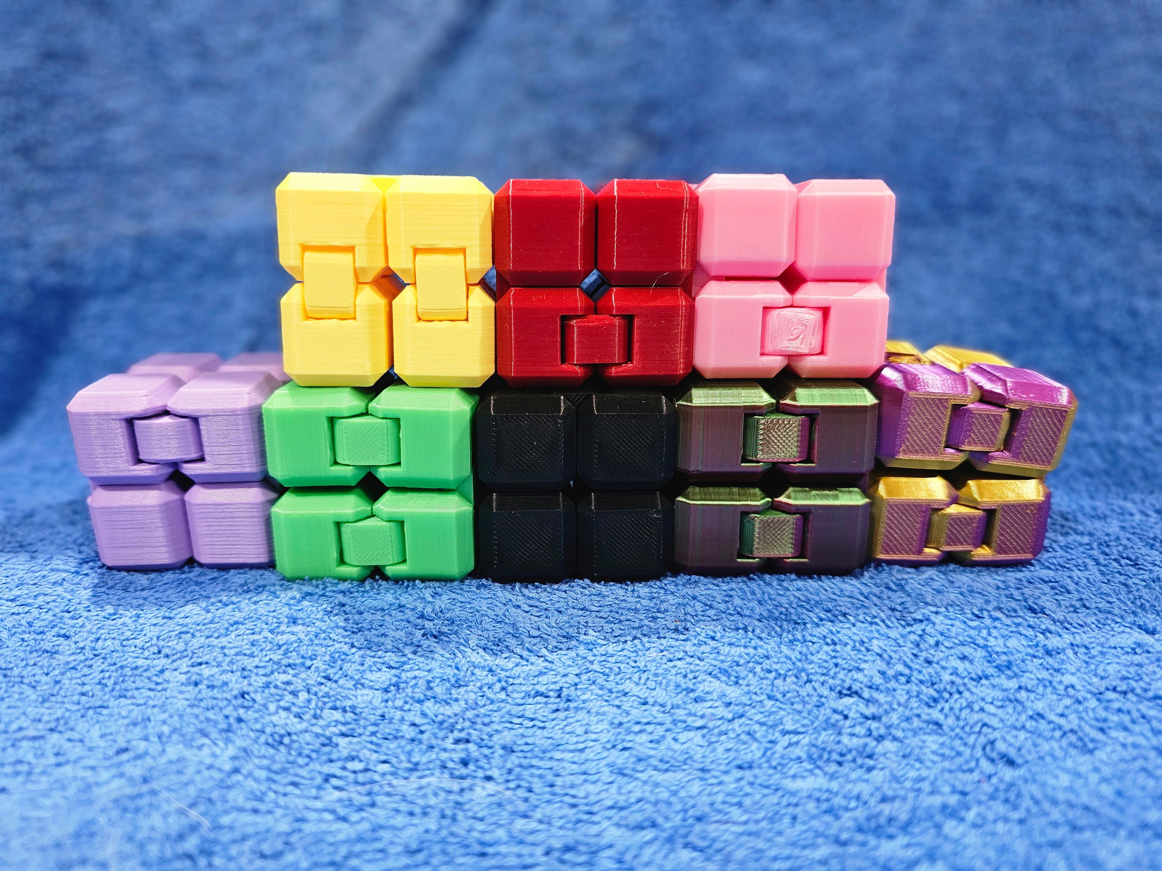 3-D Infinity Cubes