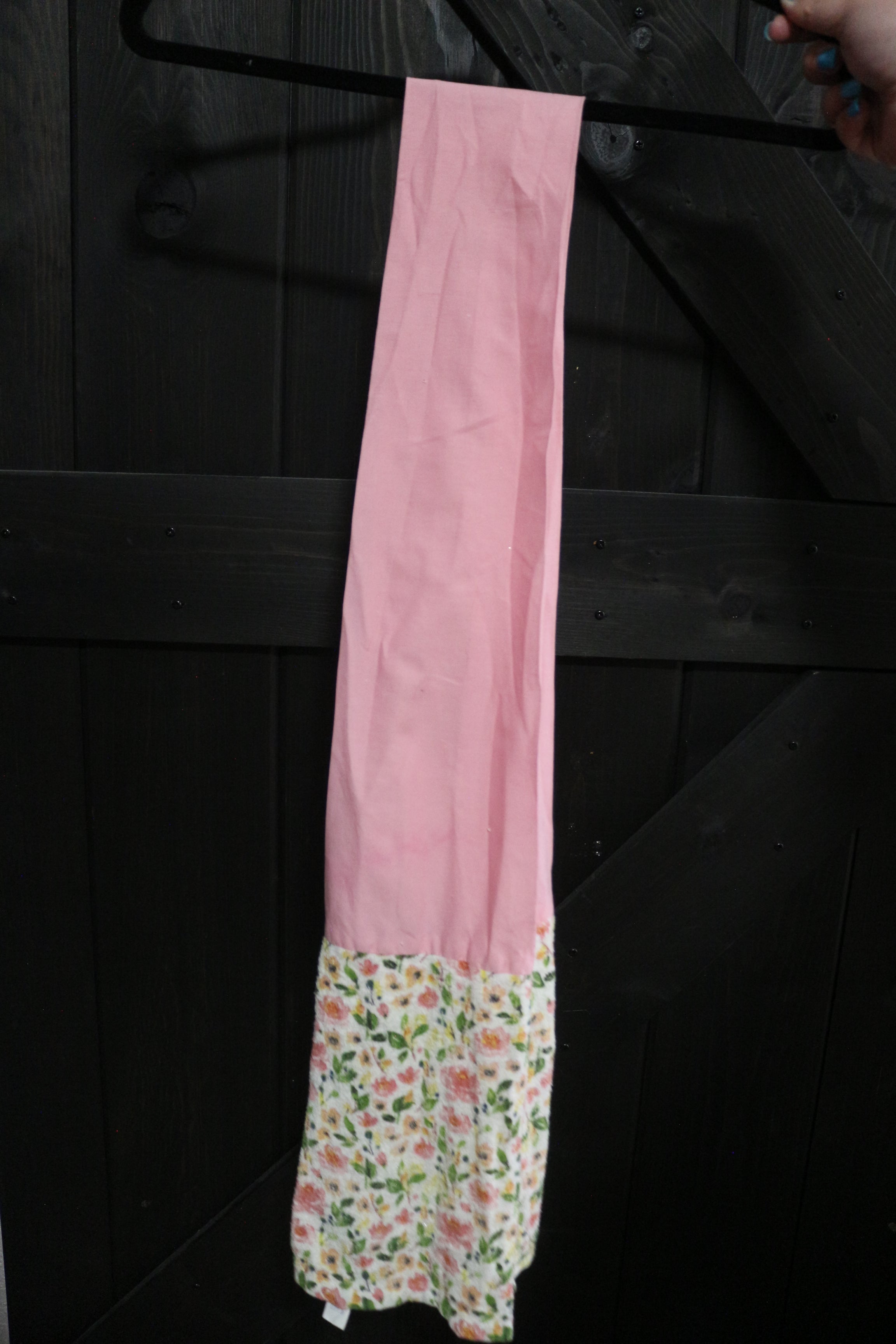 Spring Kitchen Scarves